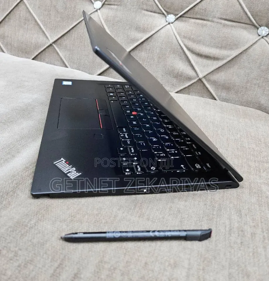 New Laptop Lenovo ThinkPad X390 16GB Intel Core i7 SSD 512GB