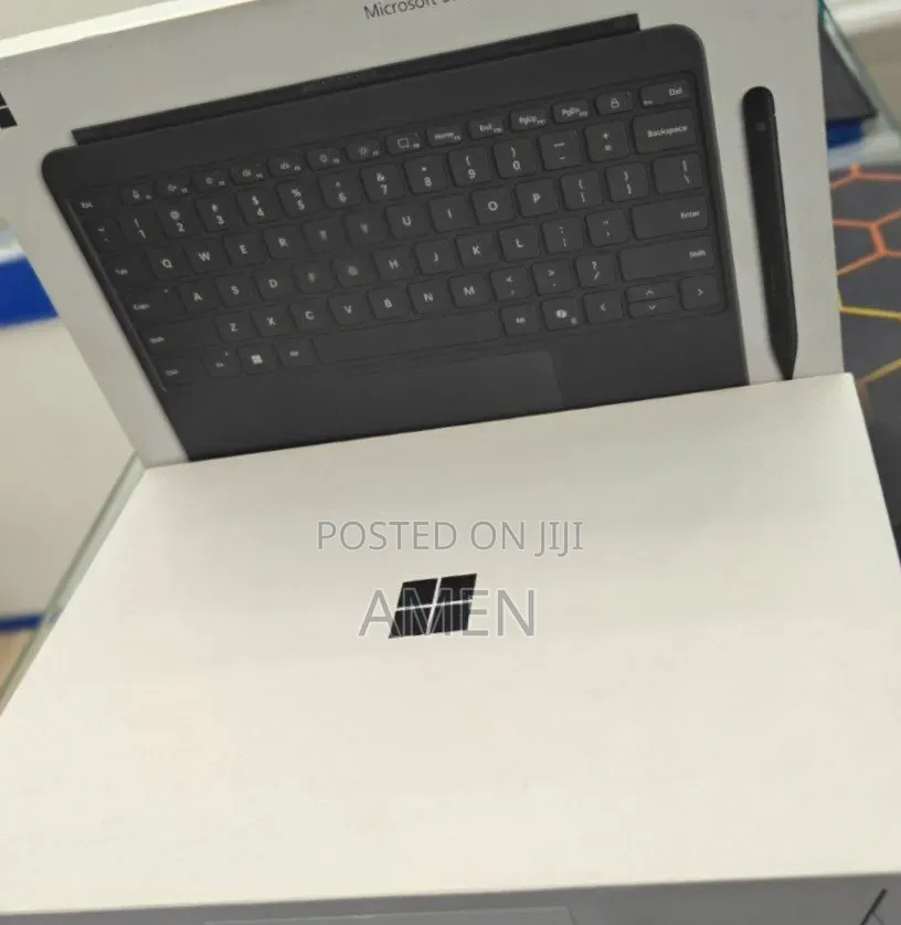 New Laptop Microsoft 16GB Qualcomm Snapdragon X Plus SSD 512GB