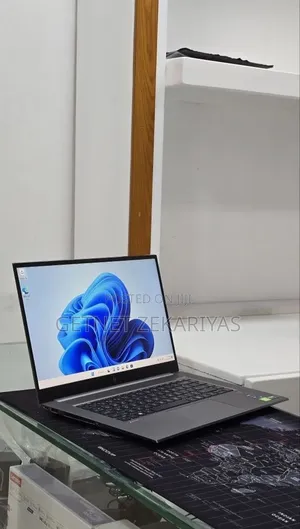 New Laptop HP ZBook 15 32GB Intel Core i7 SSD 512GB