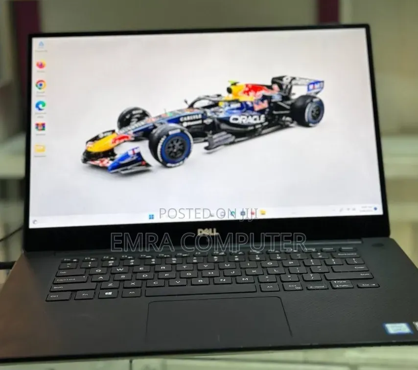 New Laptop Dell XPS 15 16GB Intel Core i7 SSD 512GB