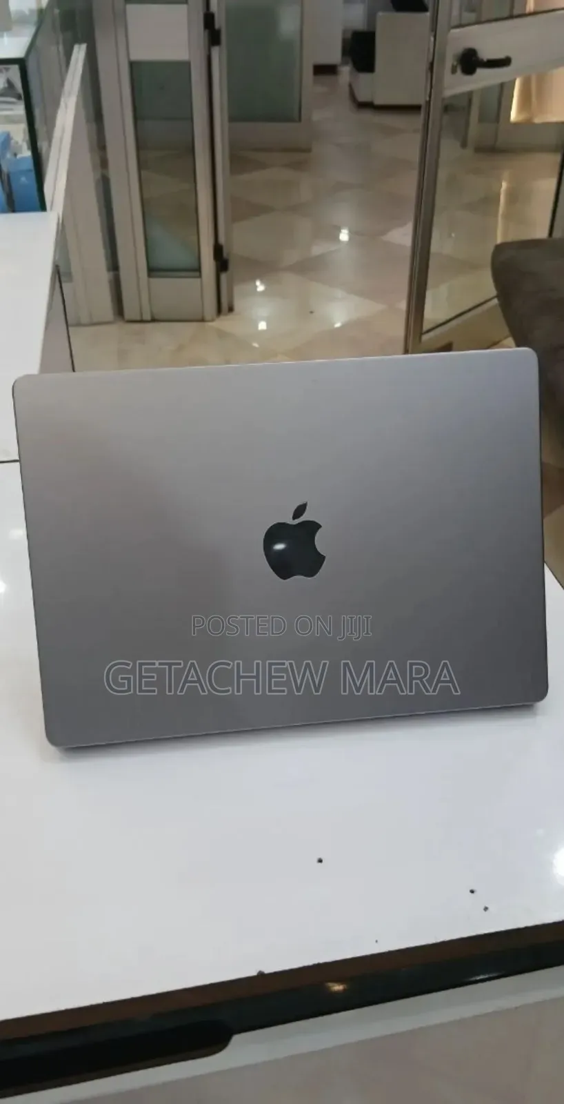 New Laptop Apple MacBook Pro 2021 M1 16GB Apple M1 Pro SSD 512GB
