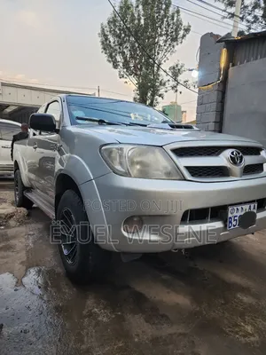 Toyota Hilux 2007 Silver