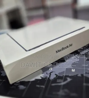 New Laptop Apple MacBook Air 2022 M2 8GB Apple M2 SSD 256GB