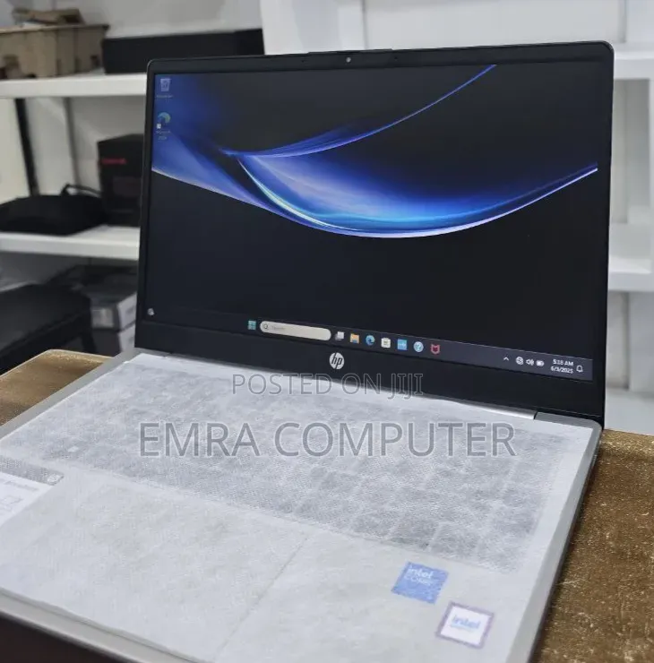 New Laptop HP 12GB Intel Core i3 SSD 512GB
