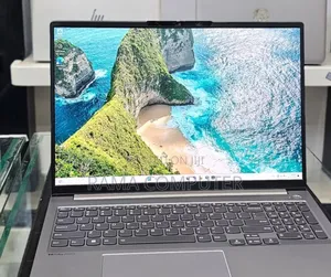 New Laptop Lenovo 32GB AMD Ryzen 7 SSD 512GB