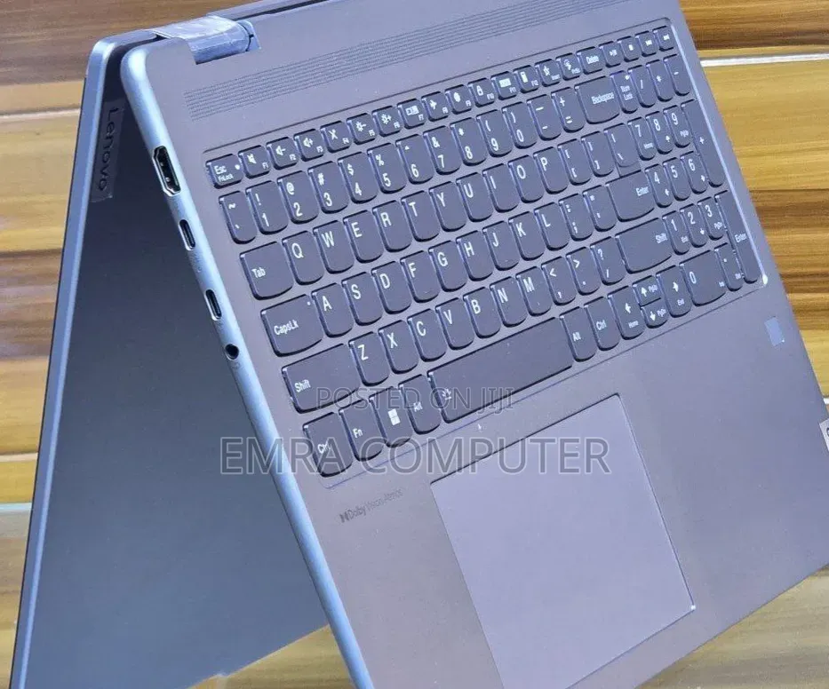 New Laptop Lenovo Yoga 7i 16GB Intel Core i7 SSD 512GB