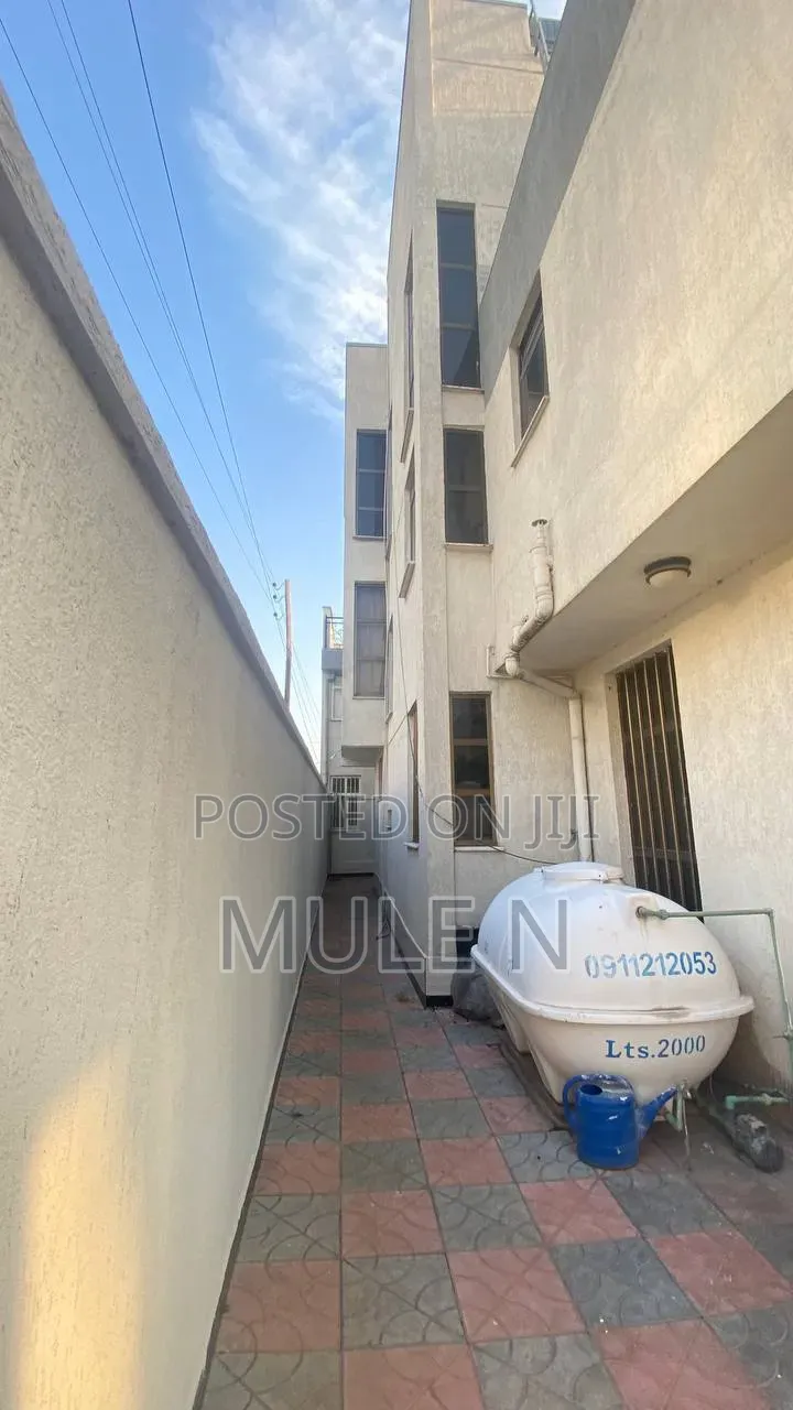 Furnished 6bdrm Townhouse/Terrace for sale