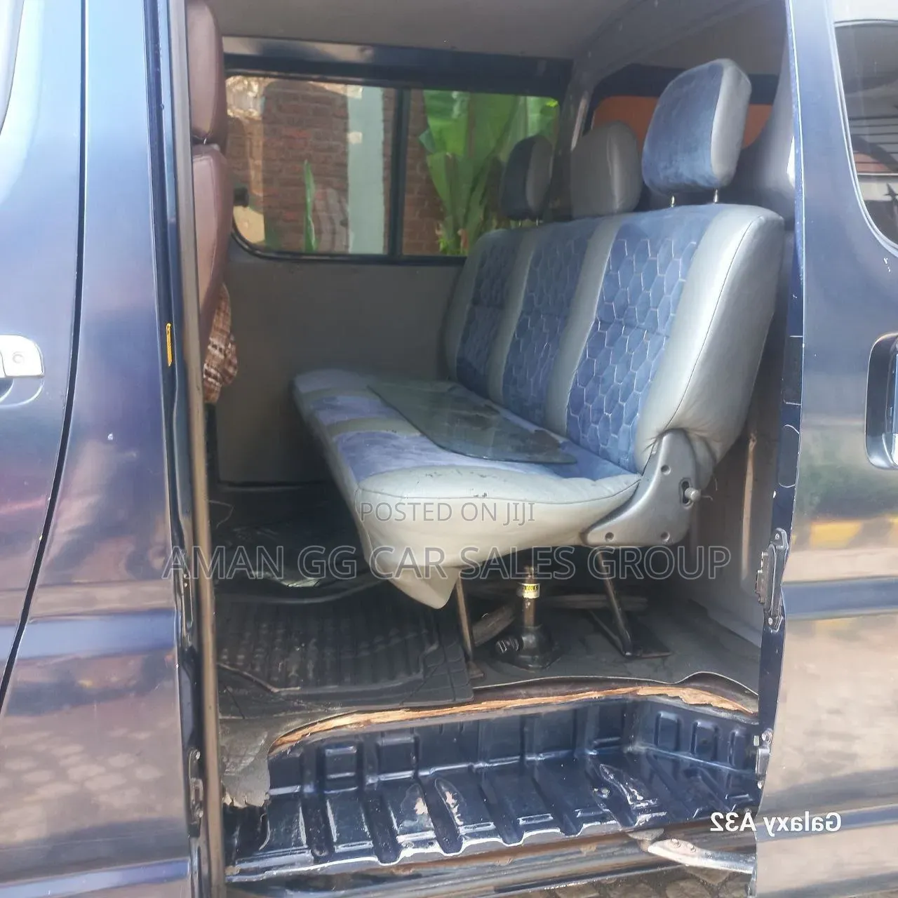 Toyota HiAce 2008 Blue