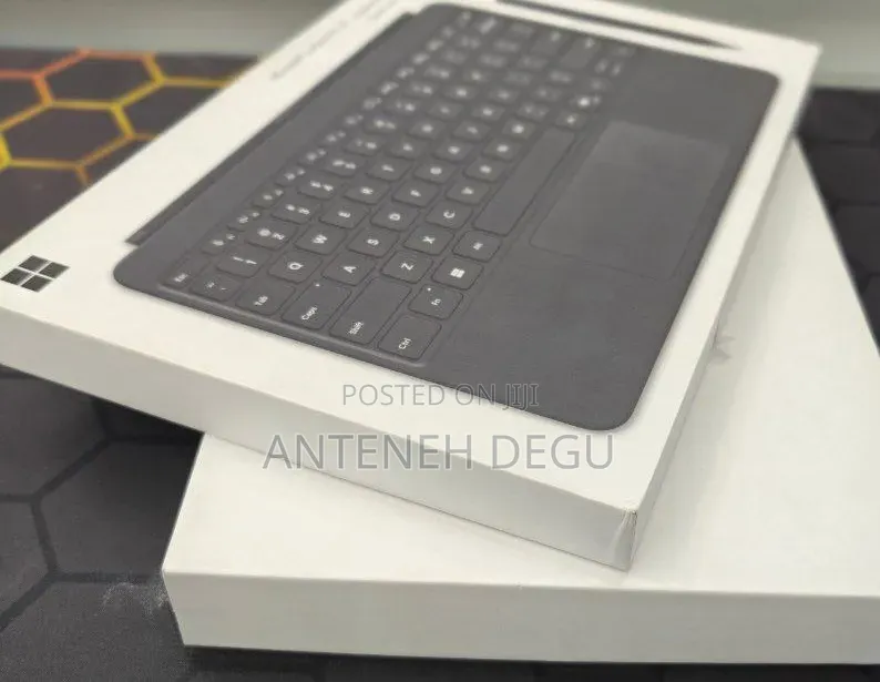 New Laptop Microsoft Surface Pro Copilot+ PC 12 16GB SSD 512GB