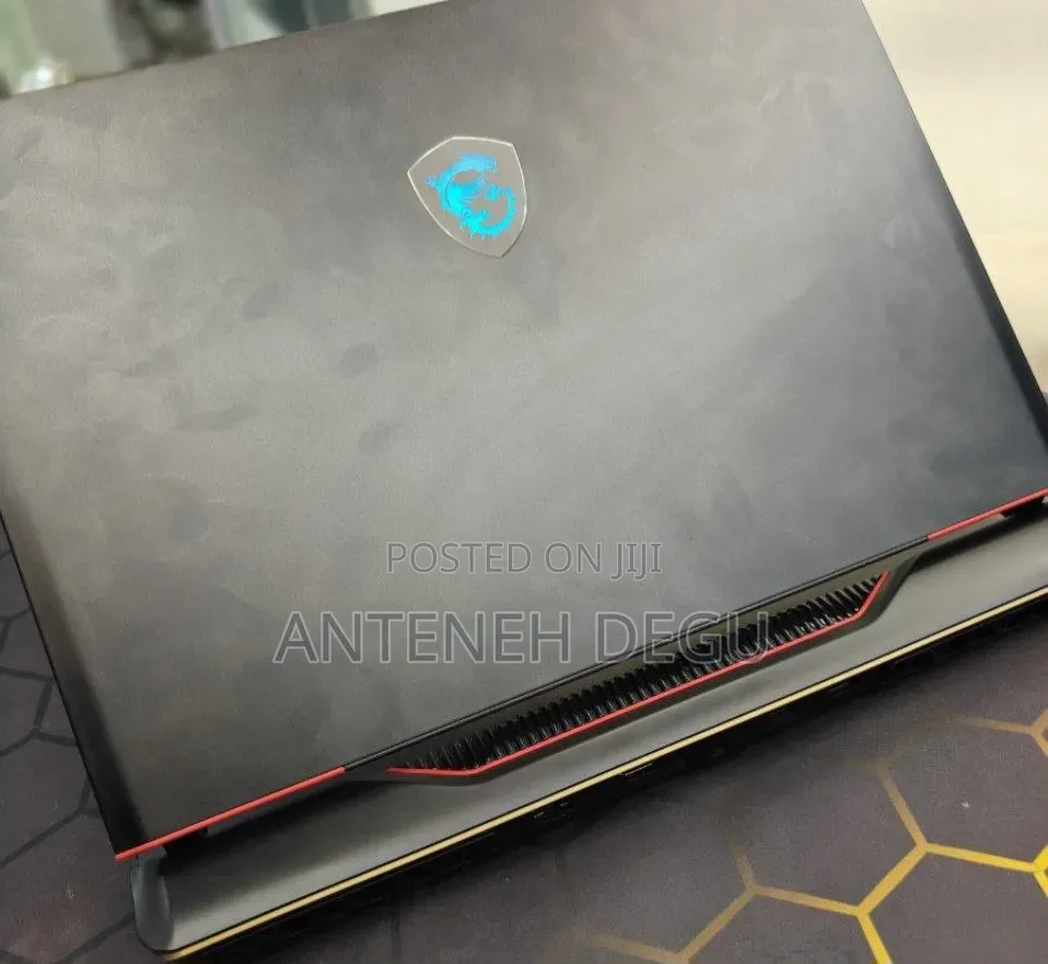 New Laptop MSI Raider GE76 12UGS 16GB Intel Core i9 SSD 1T
