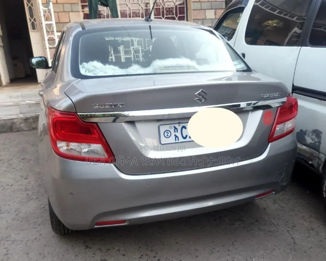 Suzuki Dzire 2022 Silver