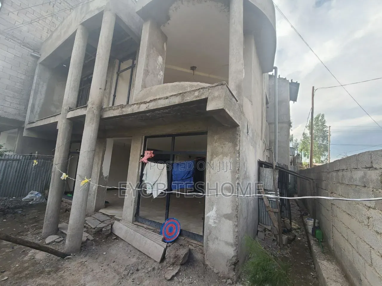 4bdrm House in ቃሊቲ, Akaky Kaliti for sale