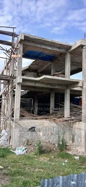 8bdrm Townhouse/Terrace in Legetafo Area, Oromia-Finfinne for sale