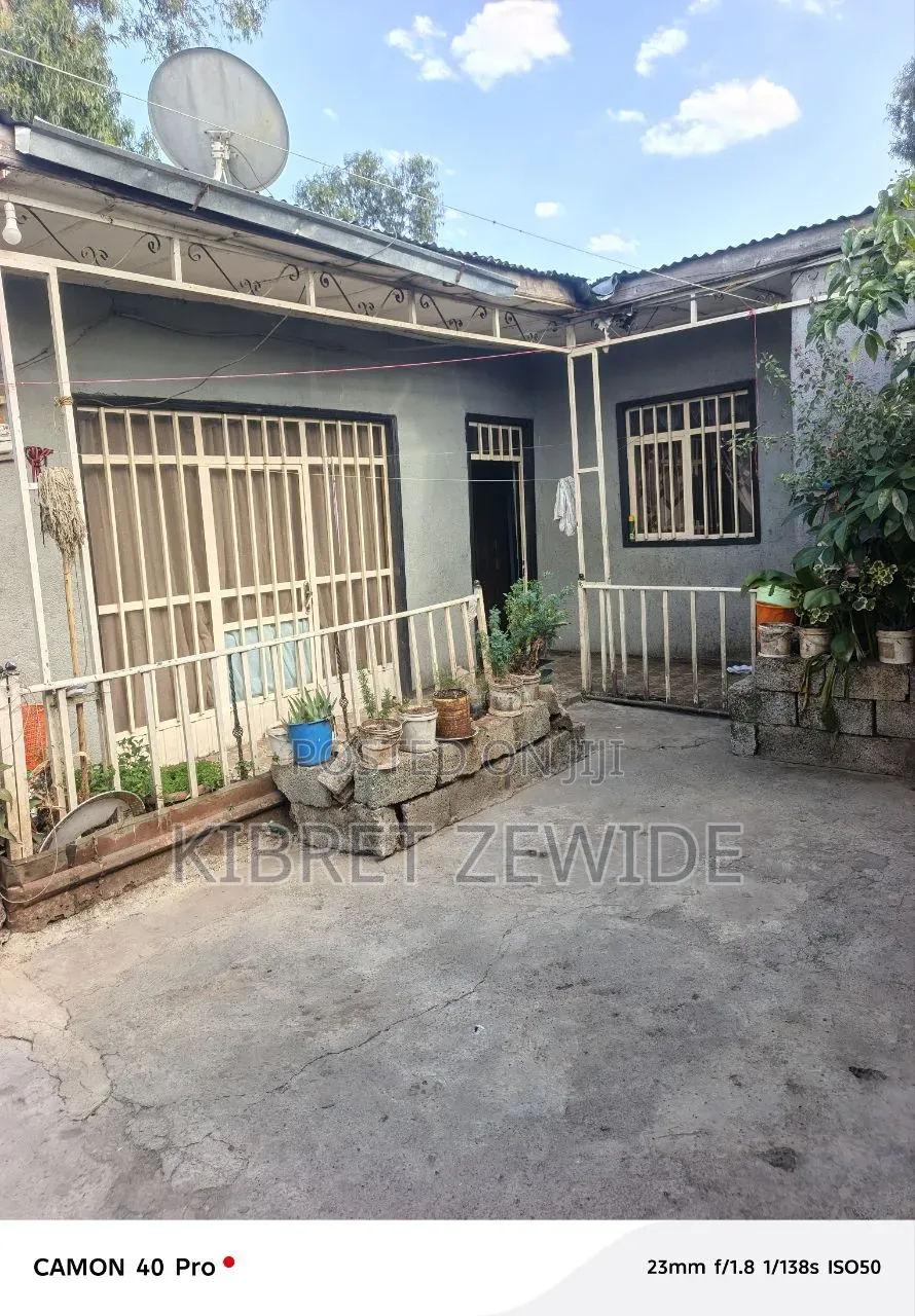 Furnished 3bdrm House in Kibert Zewdie, Yeka for sale