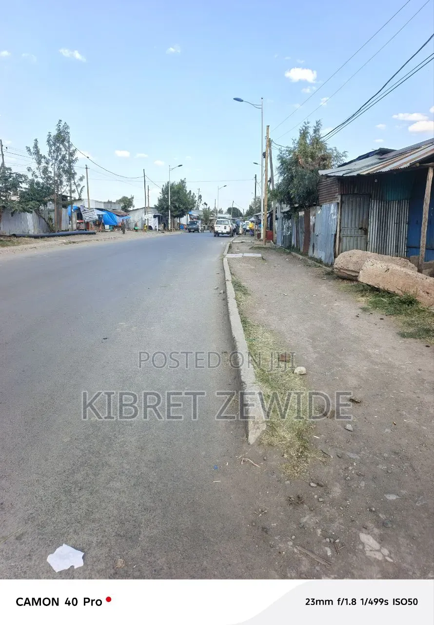 Furnished 3bdrm House in Kibert Zewdie, Yeka for sale