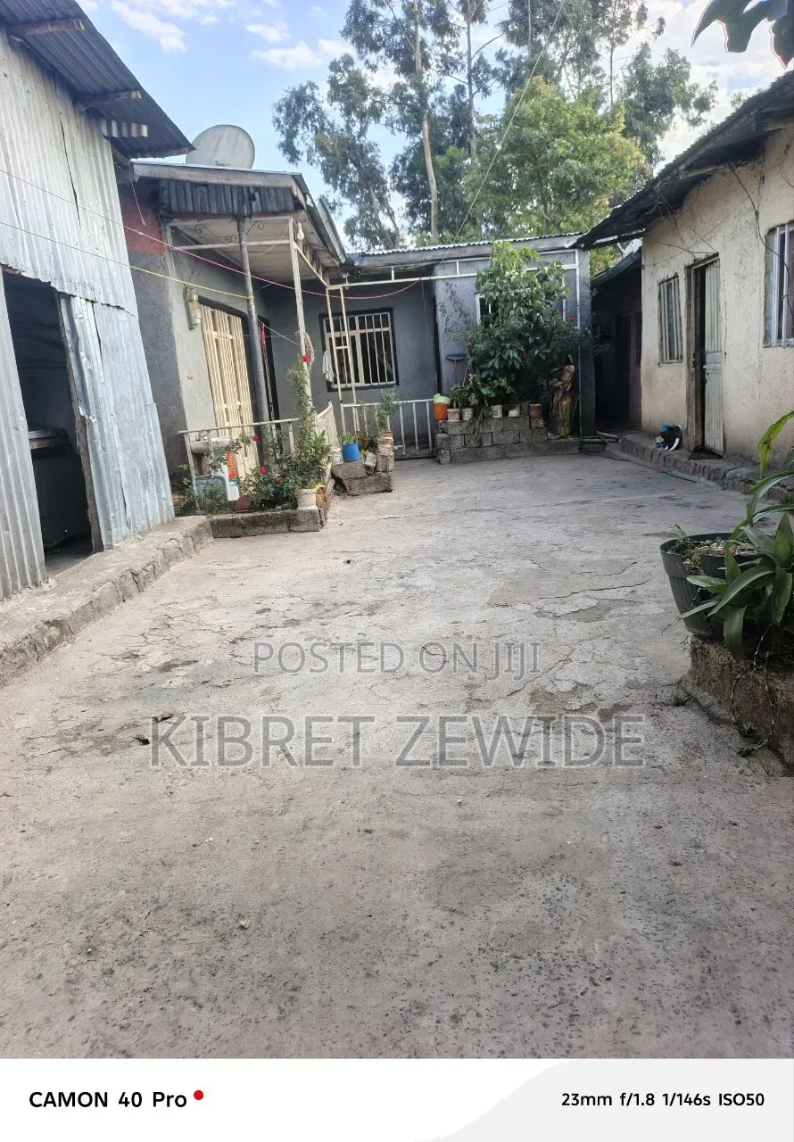 Furnished 3bdrm House in Kibert Zewdie, Yeka for sale