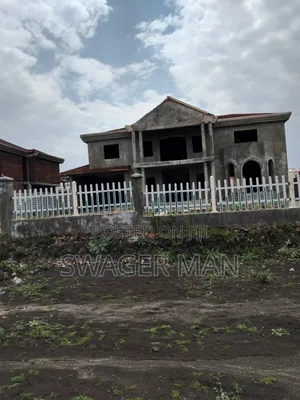 6bdrm Townhouse/Terrace in Ccd Kompawund, Yeka for sale
