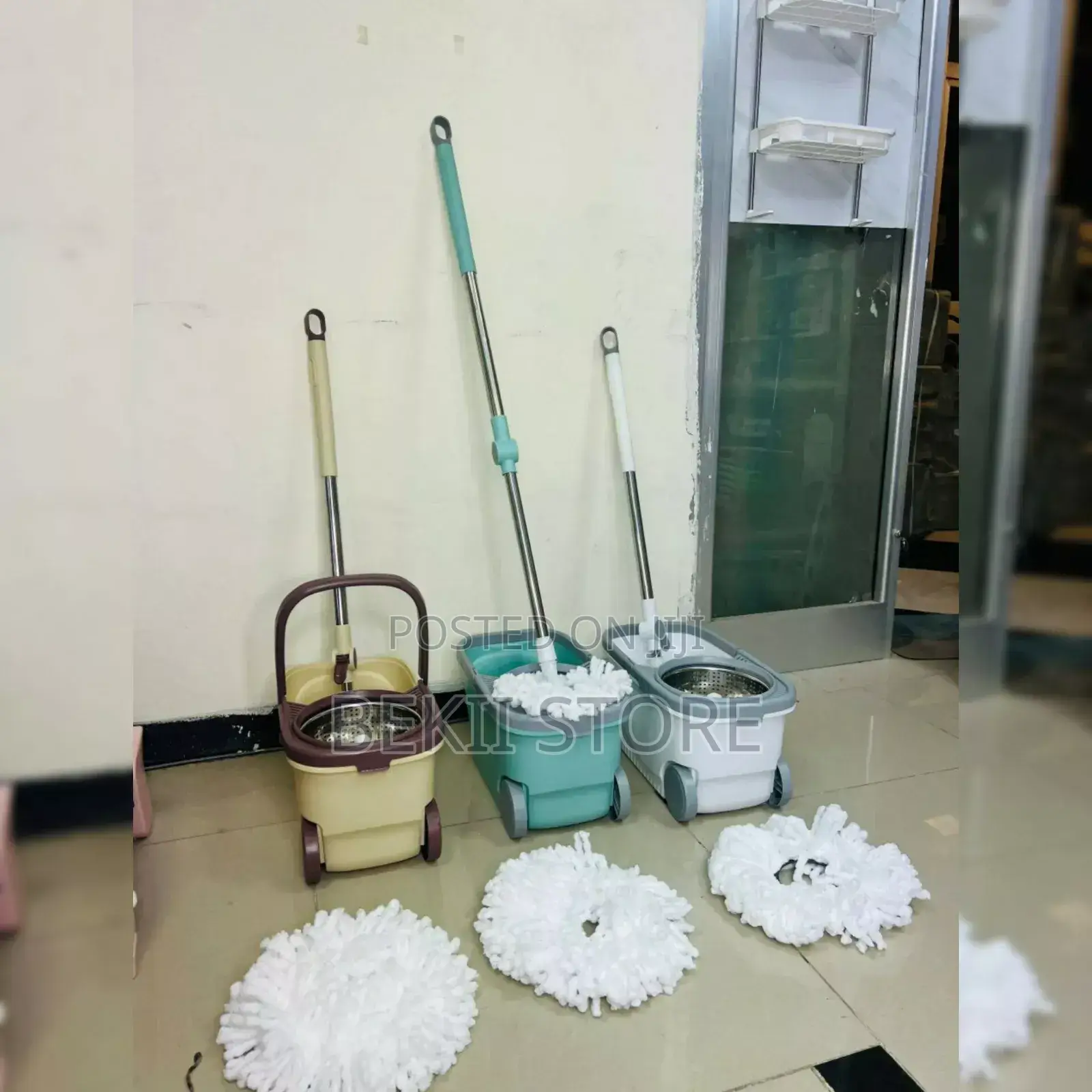360° የሚሽከረከር የmicrofiber Mop Head