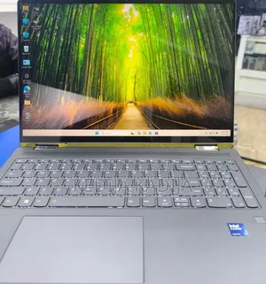 New Laptop Lenovo Yoga 7i 16GB Intel Core Ultra 7 SSD 512GB