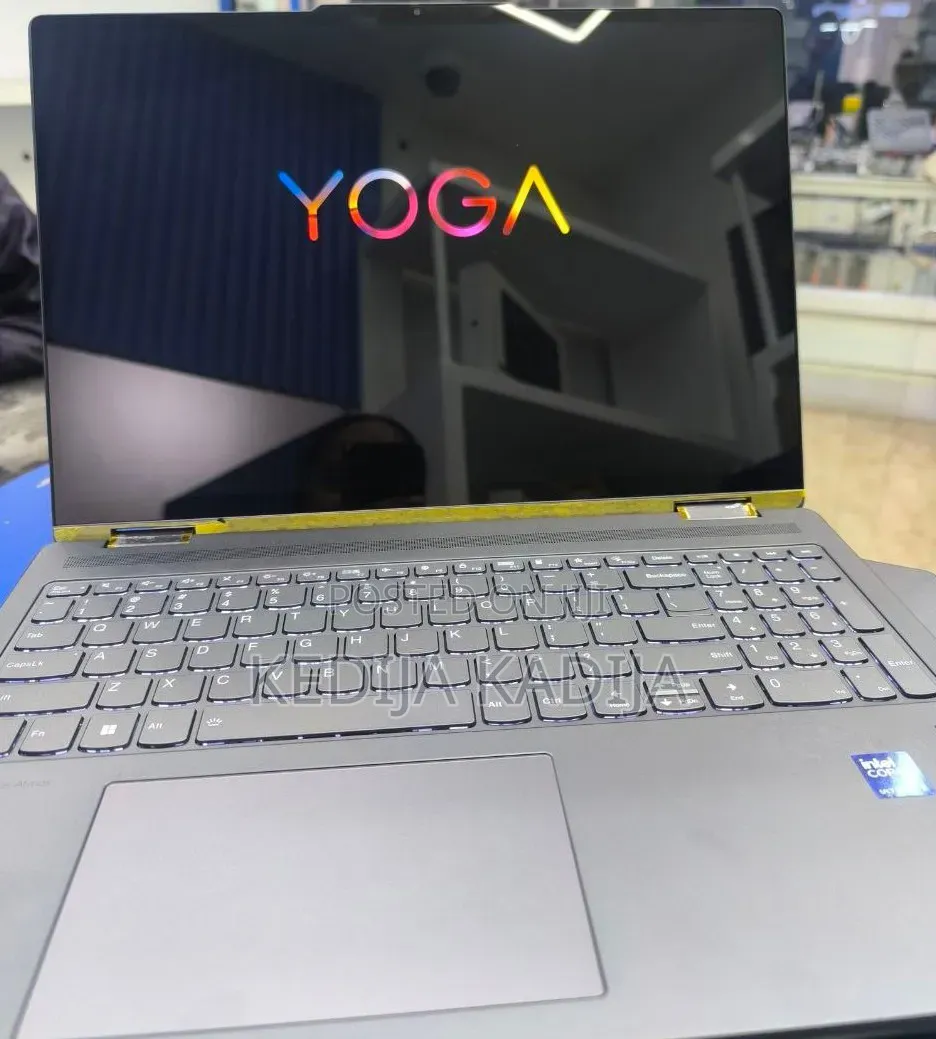 New Laptop Lenovo Yoga 7i 16GB Intel Core Ultra 7 SSD 512GB