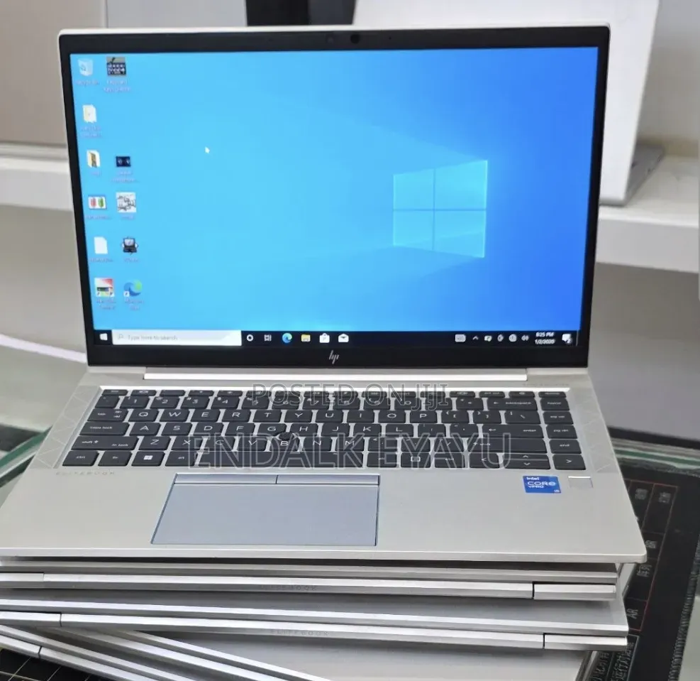 New Laptop HP EliteBook 840 G8 16GB Intel Core i5 SSD 512GB