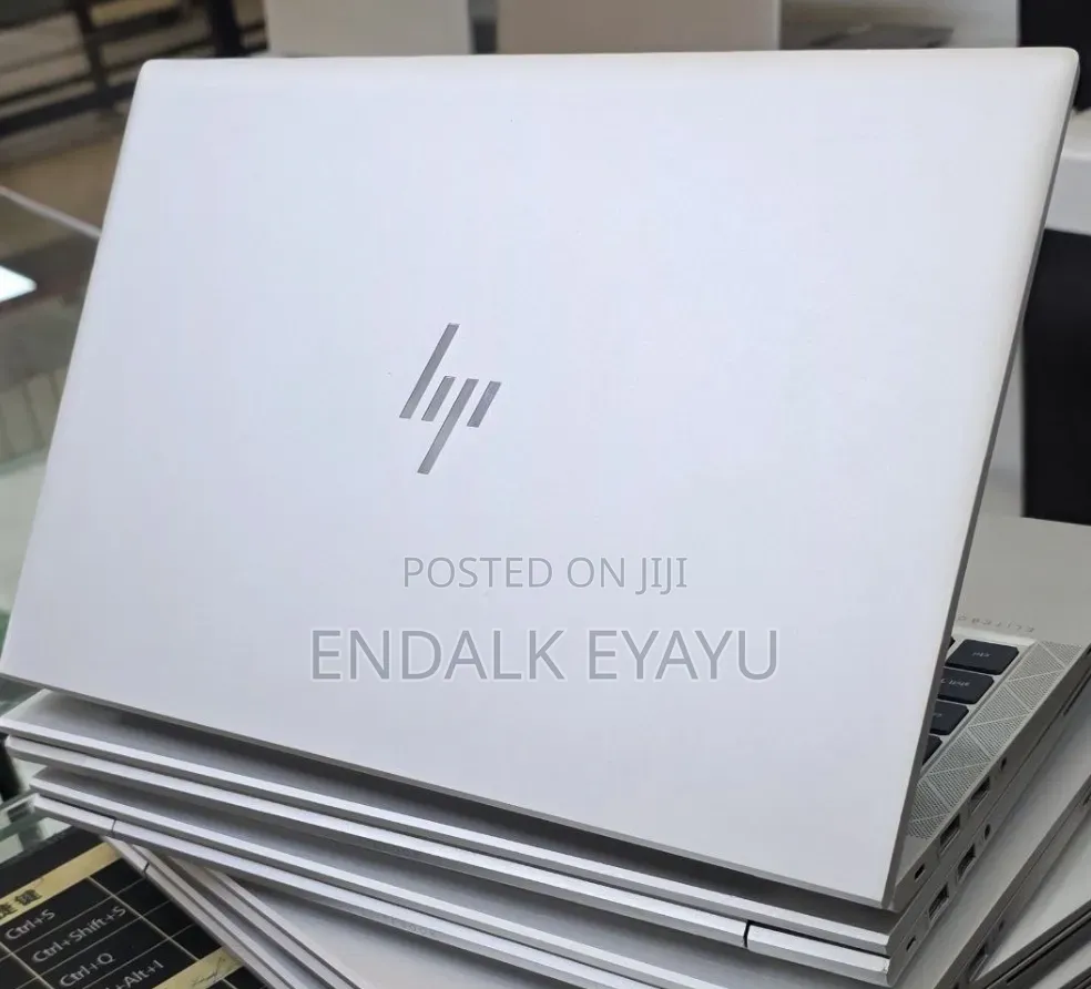New Laptop HP EliteBook 840 G8 16GB Intel Core i5 SSD 512GB