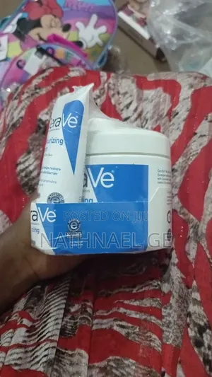 Cerave Moisturizing Cream Dual