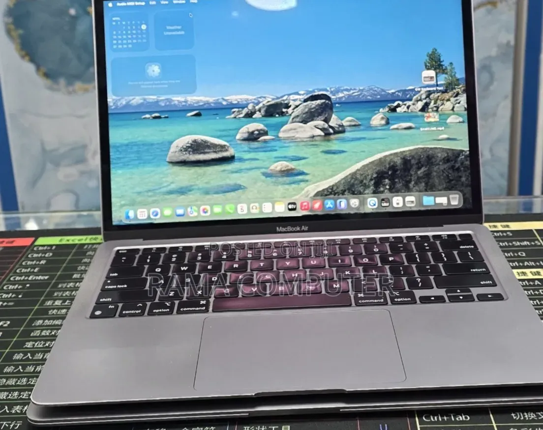 New Laptop Apple MacBook Air 2020 M1 8GB Apple M1 SSD 256GB