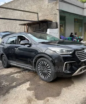 Hyundai Santa Fe 2018 Gray