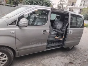 Hyundai Starex 2013 Grey