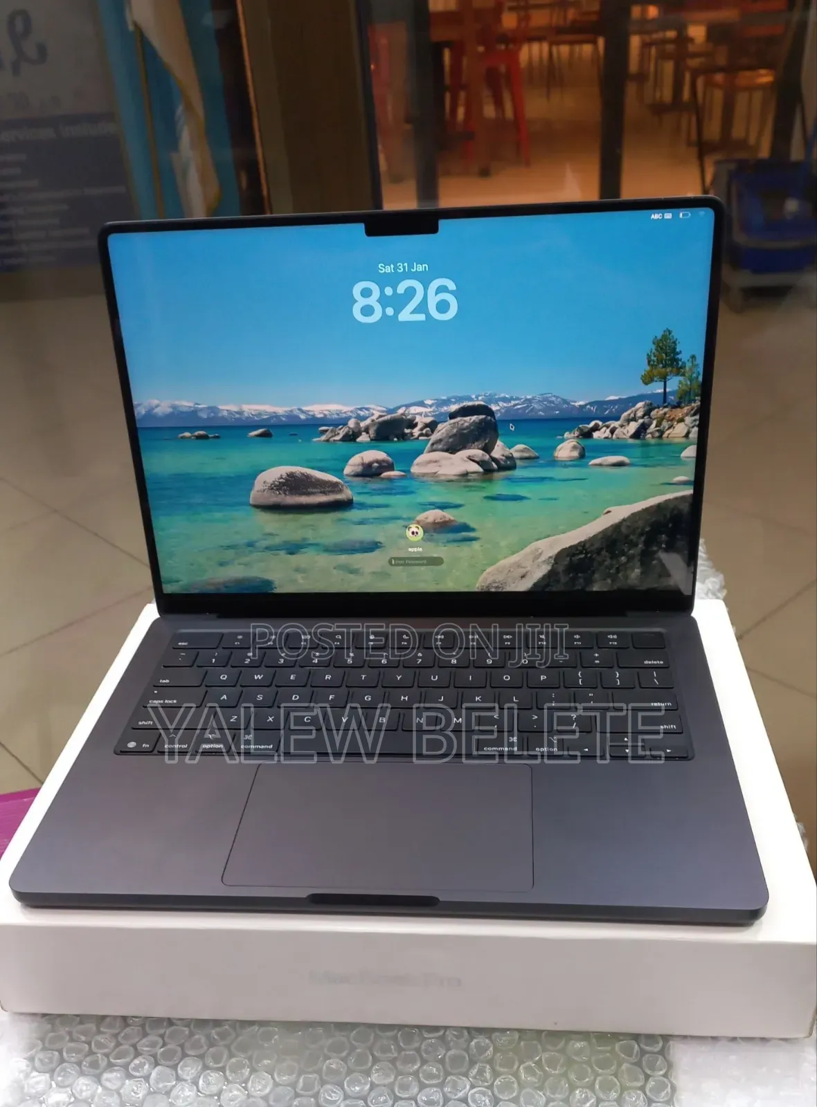 New Laptop Apple MacBook Pro 16GB Apple M5 SSD 512GB