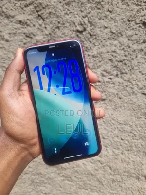 Apple iPhone 11 128 GB Red