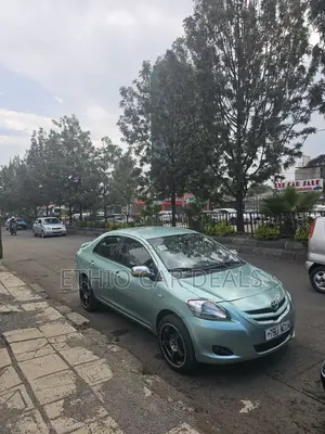 Toyota Yaris 2008 Green