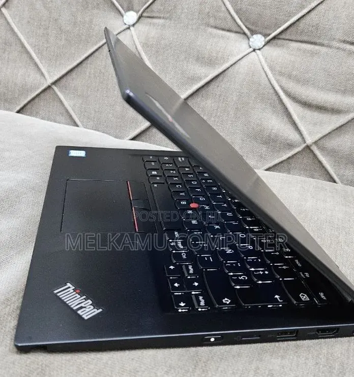 New Laptop Lenovo ThinkPad X390 Yoga 16GB Intel Core i7 SSD 512GB