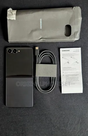 New Samsung Galaxy Z Flip7 512 GB Black