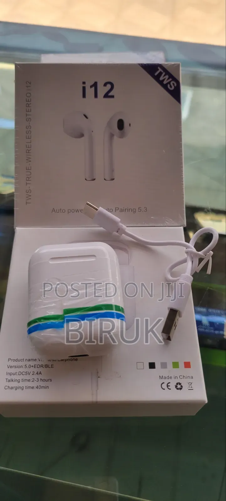 I 12 Wireless Earphone