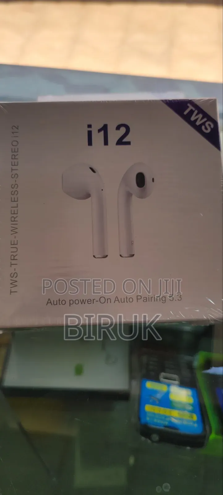I 12 Wireless Earphone