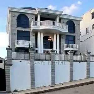 10bdrm House in Addis Abeba, Bole for sale