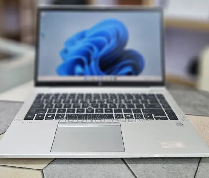 New Laptop HP EliteBook 840 G7 16GB Intel Core i7 SSD 512GB