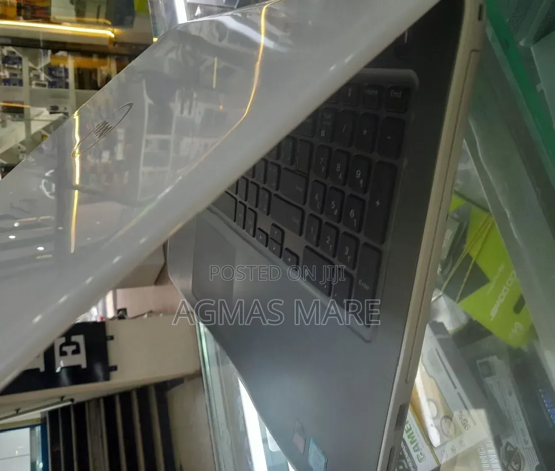 New Laptop Dell Inspiron 15 5567 24GB Intel Core i7 SSD 1T
