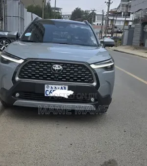 New Toyota Corolla Cross Hybrid 2024 Gray
