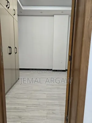3bdrm House in ፓላስ, Bole for sale