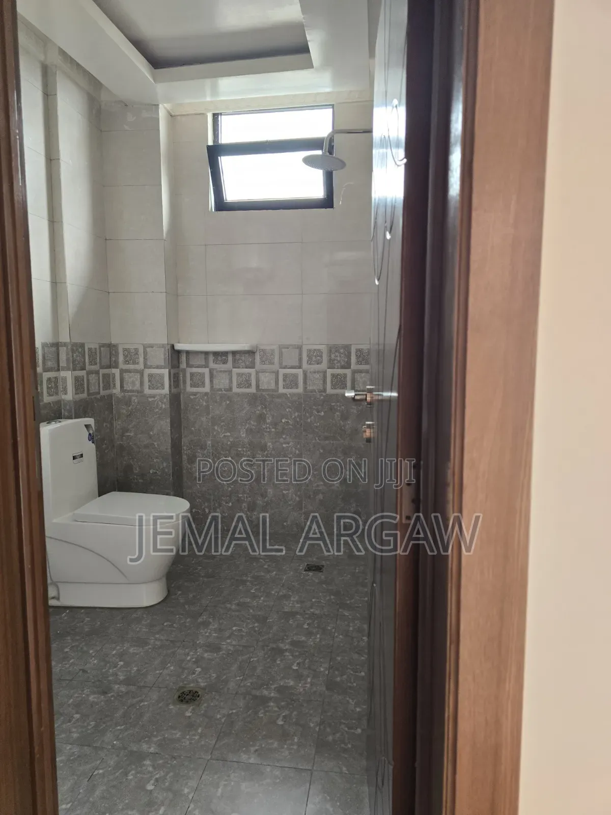 3bdrm House in ፓላስ, Bole for sale