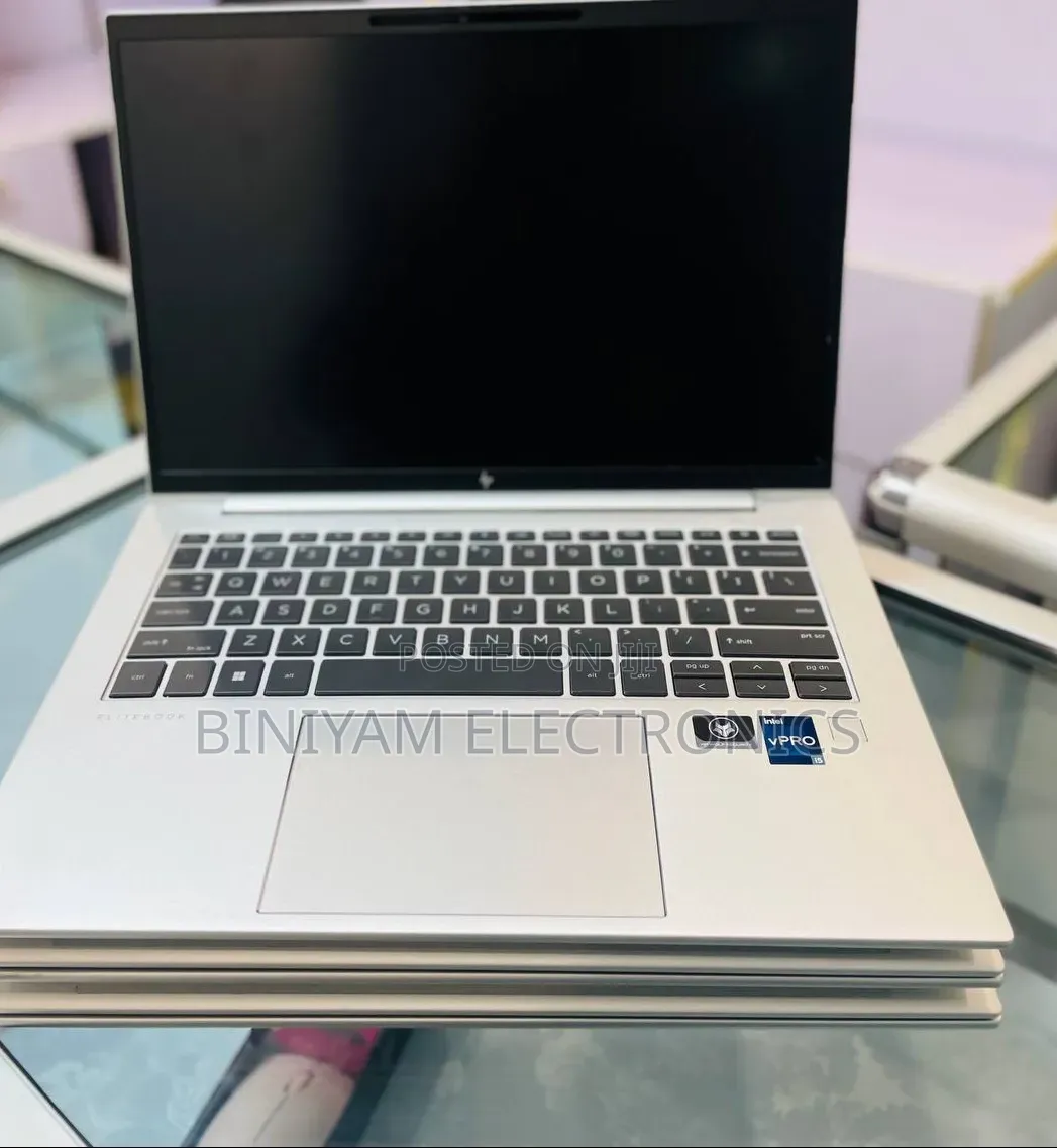 New Laptop HP EliteBook 840 G9 16GB Intel Core i5 SSD 512GB