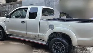 Toyota Hilux 2008 Silver