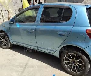 Toyota Vitz 1.0 FWD 3dr 2002