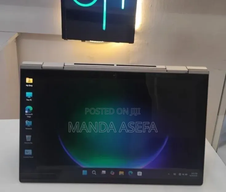 New Laptop HP Envy x360 8GB Intel Core i7 SSD 512GB