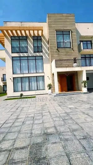 Furnished 11bdrm Duplex in Cmc, Bole for sale