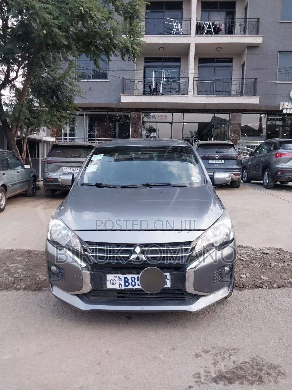 Mitsubishi Attrage 2021 Silver