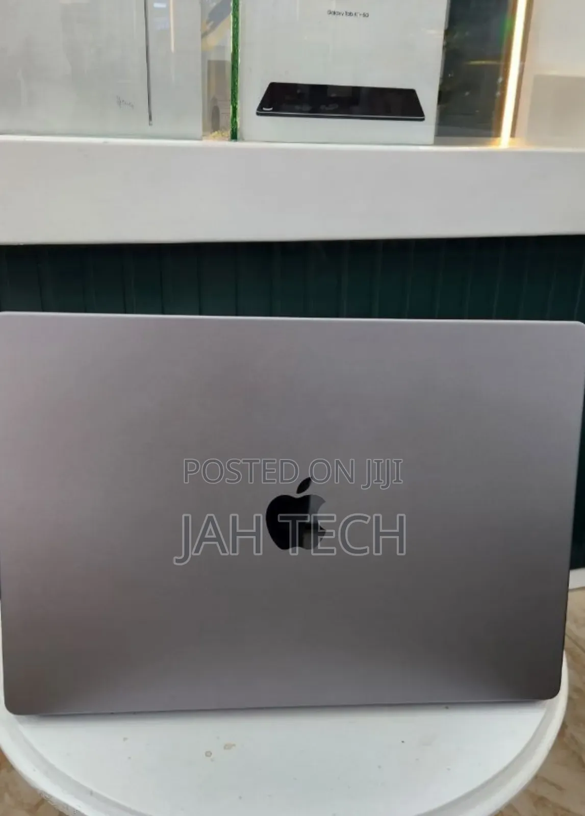 New Laptop Apple MacBook Pro 2021 M1 16GB Apple M1 Pro SSD 1T
